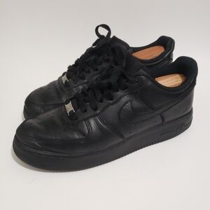 Nike Air Force 1 Low Triple Black Men Shoe Sneakers Size 10.5 Well Kept